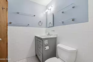 803 Round Up Ct, Lords Valley, PA 18428 - Photo 46