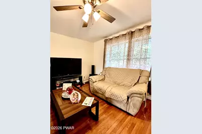 154 Lakeview Drive, Dingmans Ferry, PA 18328 - Photo 10