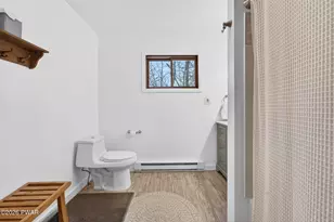 119 Bond Ct, Bushkill, PA 18324 - Photo 36