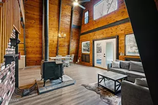 3257 Trafalgar Ave, East Stroudsburg, PA 18302 - Photo 6