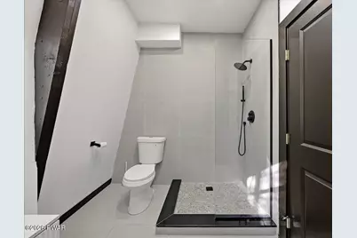 3257 Trafalgar Avenue, East Stroudsburg, PA 18302 - Photo 16