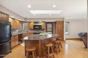 421 W Abington Rd, Dalton, PA 18414 - Photo 6