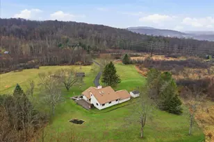 421 W Abington Rd, Dalton, PA 18414 - Photo 34