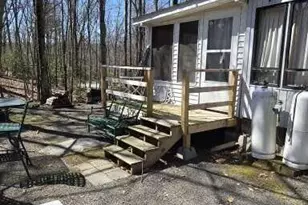 104 Blue Spruce Ln, Shohola, PA 18458 - Photo 2