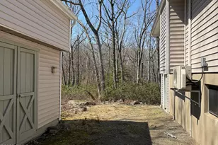 102 Comstock Dr, Lords Valley, PA 18428 - Photo 34