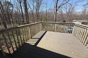 102 Comstock Dr, Lords Valley, PA 18428 - Photo 30