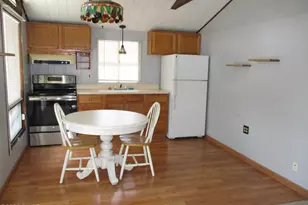 108 Quail Ct, Dingmans Ferry, PA 18328 - Photo 2