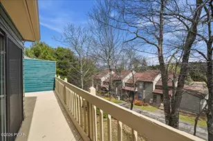 402 Shiny Mountain Ct, Greentown, PA 18426 - Photo 52