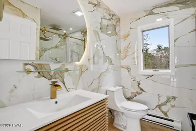 402 Shiny Mountain Court, Greentown, PA 18426 - Photo 40