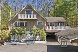 6 Ridge View, Hawley, PA 18428 - Photo 2