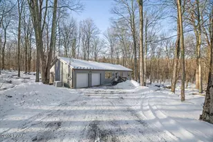 259 LC Larsen Dr, Covington Township, PA 18424 - Photo 2