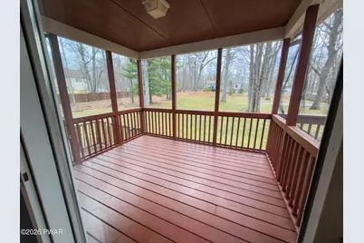 127 Lakewood Drive, Milford, PA 18337 - Photo 8