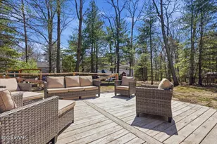 126 Bernadette Dr, Dingmans Ferry, PA 18328 - Photo 54