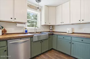 126 Bernadette Dr, Dingmans Ferry, PA 18328 - Photo 22