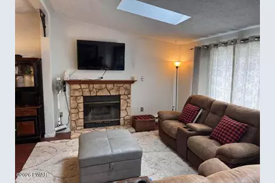 103 Pom Pom Court, Milford, PA 18337 - Photo 8