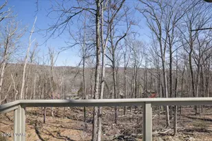 109 Essex Ct, Bushkill, PA 18302 - Photo 22