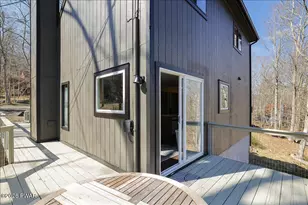 109 Essex Ct, Bushkill, PA 18302 - Photo 24