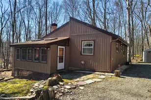 127 Buck Horn Dr, Hawley, PA 18428 - Photo 6