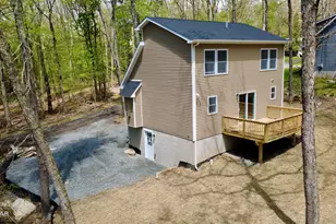 101 Pine Dr, Shohola, PA 18458 - Photo 4
