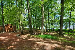 212 Fawn Lake Dr, Hawley, PA 18428 - Photo 14