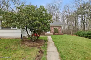 207 Sunset Hill Rd, Hawley, PA 18428 - Photo 28