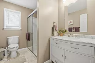 219 Indian Dr, Greentown, PA 18426 - Photo 30
