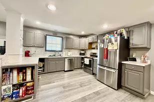 408 Chestnut Ave, Hawley, PA 18428 - Photo 4