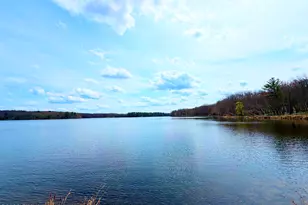 239 Fawn Lake Dr, Hawley, PA 18428 - Photo 12