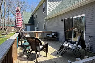 801 Maple Ridge Ct, Lords Valley, PA 18428 - Photo 6