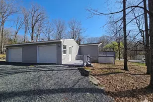 123 Andiron Way, Lackawaxen, PA 18435 - Photo 2