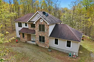 135 Split Rock Rd, Newfoundland, PA 18445 - Photo 6