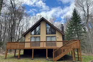 1022 Teakwood Dr, Newfoundland, PA 18445 - Photo 18