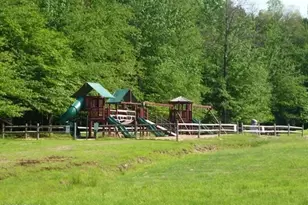 1022 Teakwood Dr, Newfoundland, PA 18445 - Photo 20