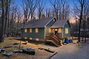 212 Bluebird Ct, Lakeville, PA 18438 - Photo 2