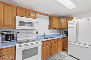 212 Bluebird Ct, Lakeville, PA 18438 - Photo 18