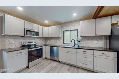 161 Ledgeway Drive, Dingmans Ferry, PA 18328 - Photo 2