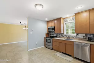 4 Pine Creek Rd, Hawley, PA 18428 - Photo 12