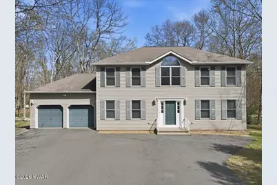 129 Hillcrest Drive, Hawley, PA 18428 - Photo 1