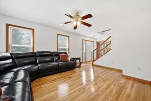 129 Hillcrest Dr, Hawley, PA 18428 - Photo 8