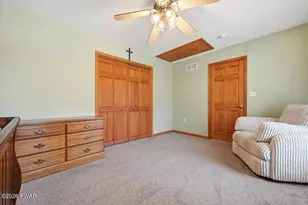 129 Hillcrest Dr, Hawley, PA 18428 - Photo 34