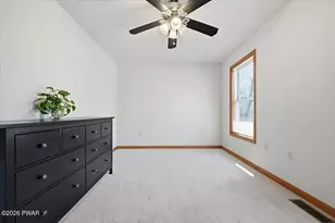 129 Hillcrest Dr, Hawley, PA 18428 - Photo 32