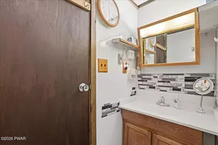 2374 Crest View Rd, Lake Ariel, PA 18436 - Photo 66