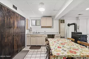2374 Crest View Rd, Lake Ariel, PA 18436 - Photo 52