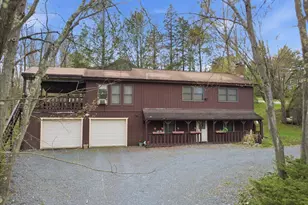 2374 Crest View Rd, Lake Ariel, PA 18436 - Photo 6