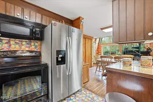 100 Heron Bay, Lords Valley, PA 18428 - Photo 18