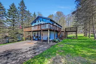 1695 Windemere Ct, Lake Ariel, PA 18436 - Photo 2