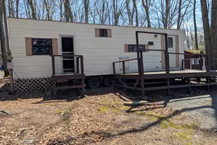 101 Opussum Ln, Shohola, PA 18458 - Photo 2