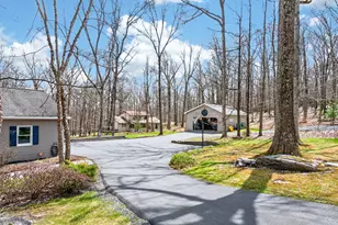 116 Partridge Cir, Milford, PA 18337 - Photo 16