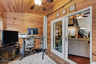 250 Falling Waters Blvd, Lackawaxen, PA 18435 - Photo 12
