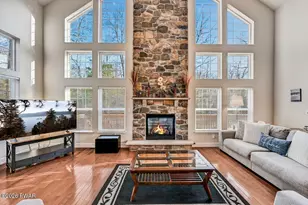 100 Oriole Pl, Lackawaxen, PA 18435 - Photo 14